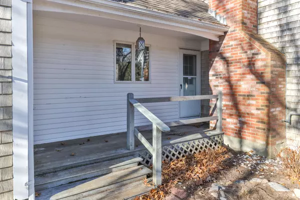 Eastham, MA 02642,140 Captain Penniman Road