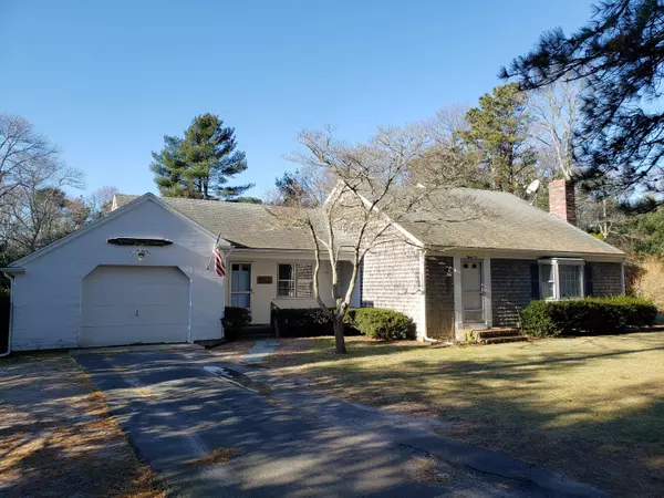 85 White Oak Trail, Centerville, MA 02632