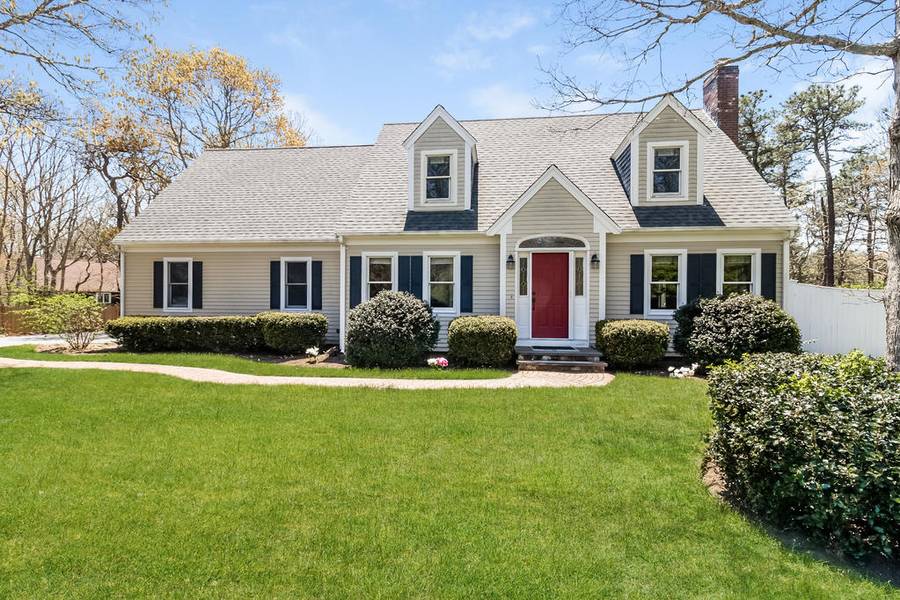 9 Southfield Lane, Sandwich, MA 02563