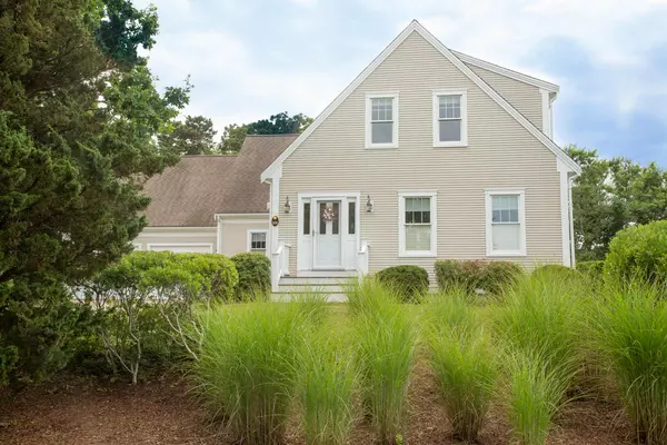 Yarmouth Port, MA 02675,106 Pheasant Cove Circle