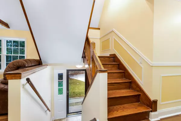 Yarmouth Port, MA 02675,49 Bray Farm Road