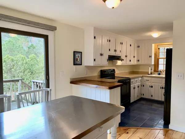 Eastham, MA 02642,25 Salt Hay Way