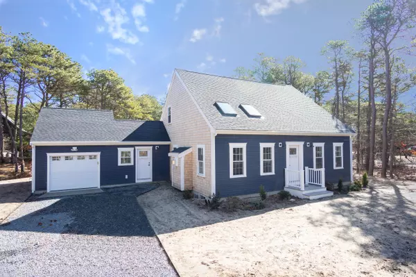 Eastham, MA 02642,70 Gingerplum Lane