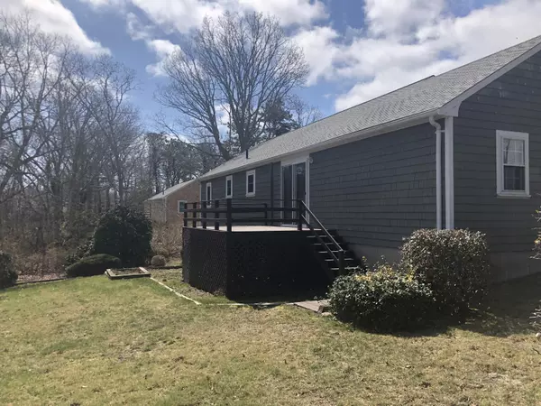 Hyannis, MA 02601,358 Compass Circle