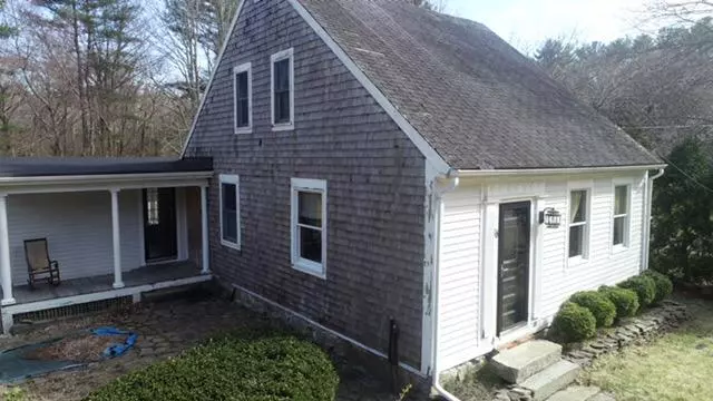 88 Elm Street, Kingston, MA 02364