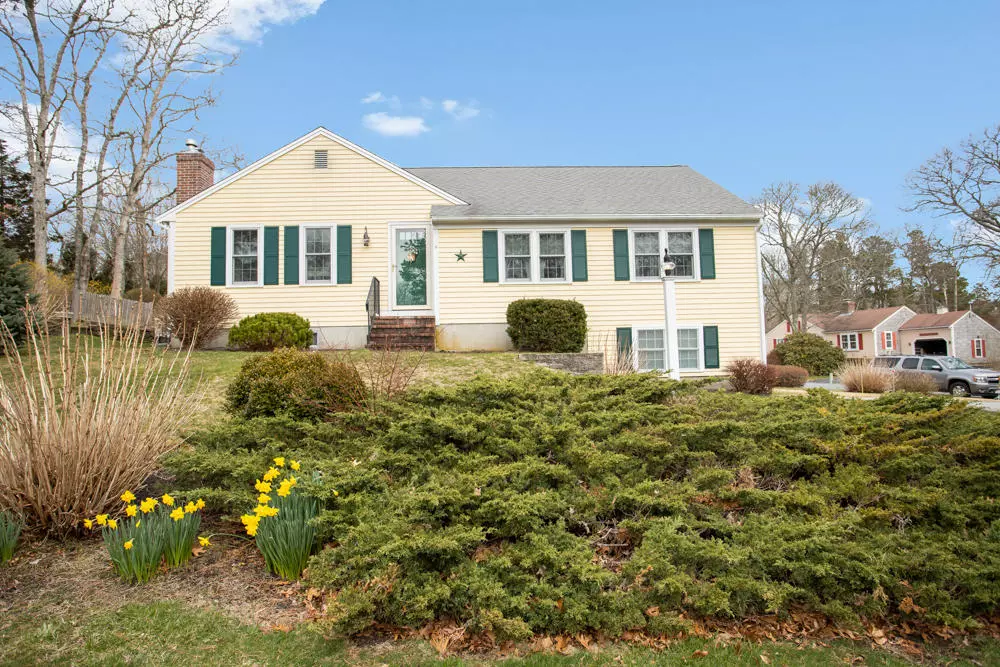 Yarmouth Port, MA 02675,4 Knollwood Drive