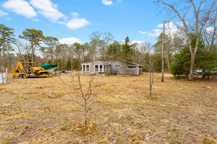 720 Schoolhouse Road, Eastham, MA 02642