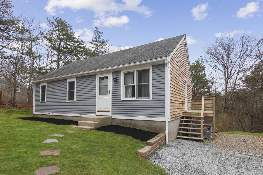 23 Bramble Bush Drive, Forestdale, MA 02644