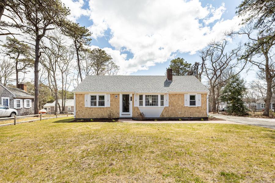 200 Swan River Road, West Dennis, MA 02670