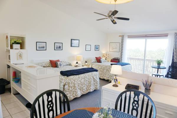 North Truro, MA 02652,132 Shore Road #22