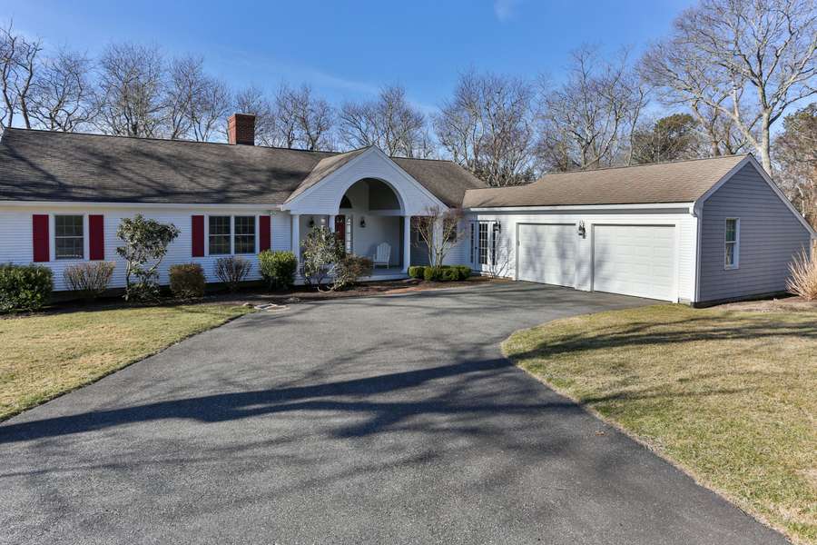 4 Joy Circle, East Sandwich, MA 02537