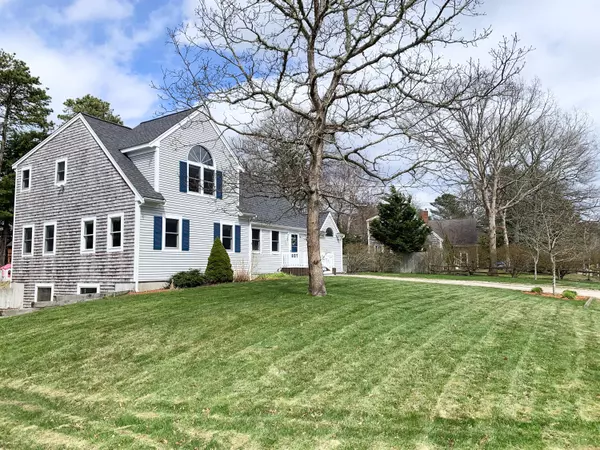 302 Ames Way, Centerville, MA 02632