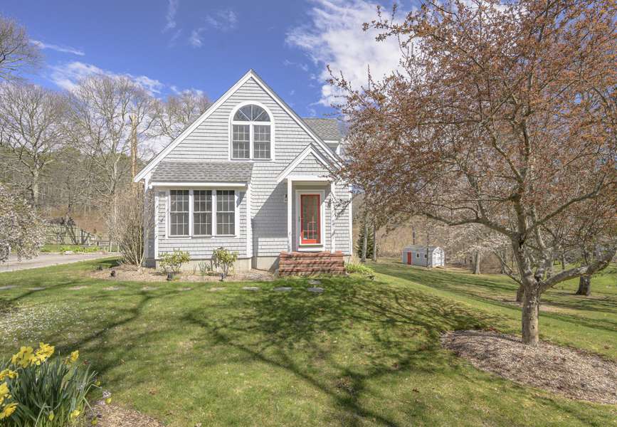 255 Shootflying Hill Road, Centerville, MA 02632