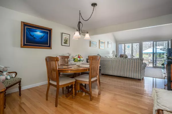 Yarmouth Port, MA 02675,88 Kates Path