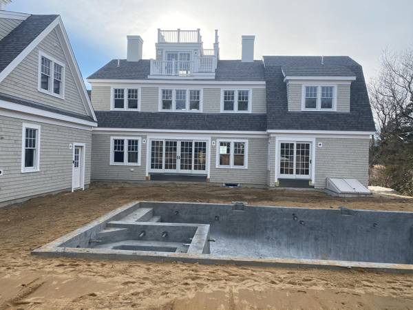 East Dennis, MA 02641,60 Sesuit Rd