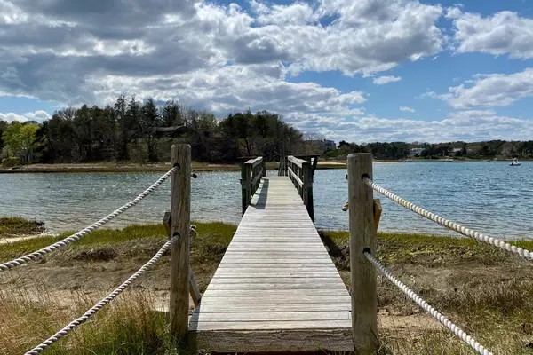 North Chatham, MA 02650,38 Wentworth Lane