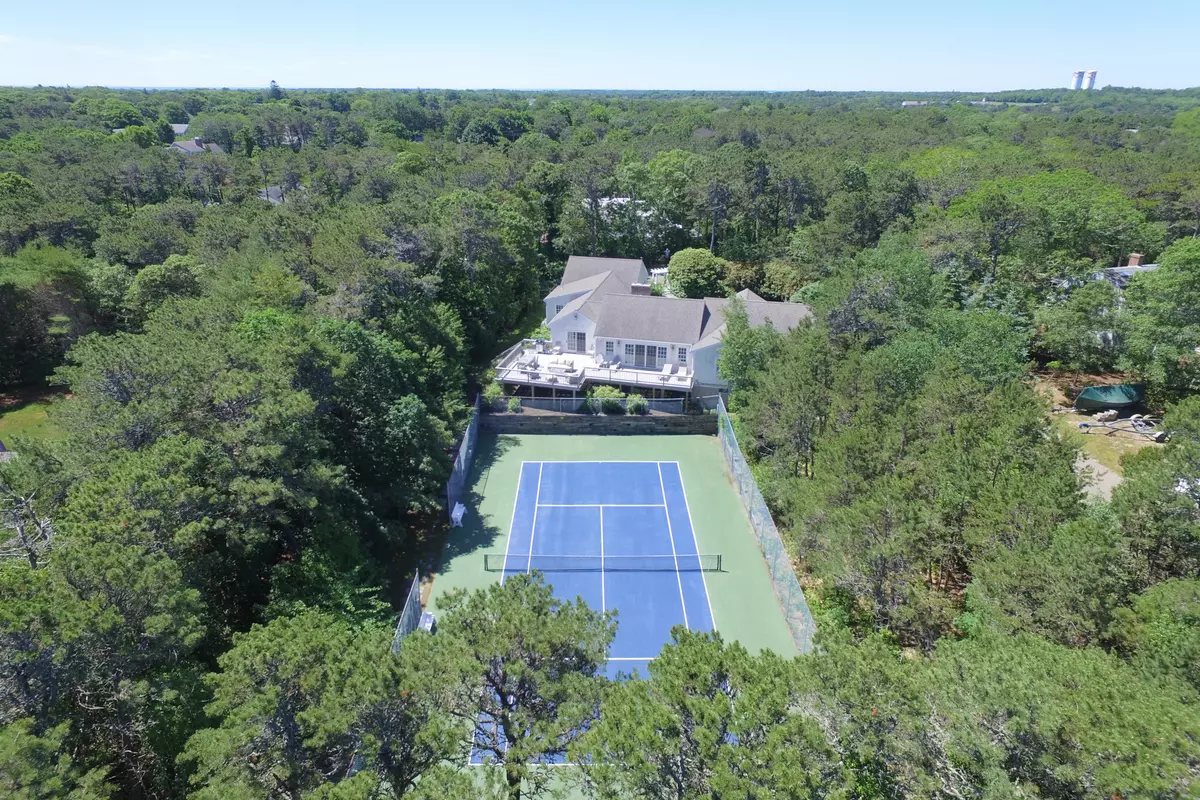 North Chatham, MA 02650,63 Andrew Mitchell Lane