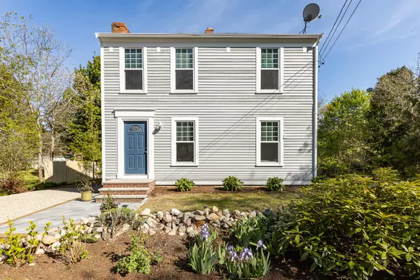 1020 Old Falmouth Road, Marstons Mills, MA 02648