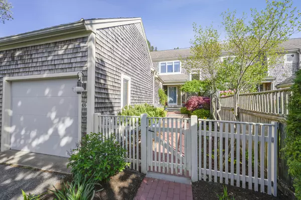 65 Kates Path #H, Yarmouth Port, MA 02675