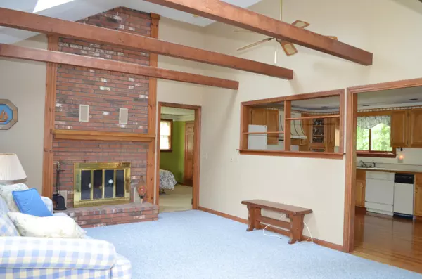 Yarmouth Port, MA 02675,426 Weir Road