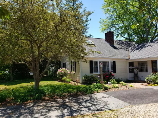 Yarmouth Port, MA 02675,51 Gordon Lane