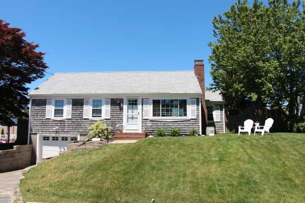 Dennis Port, MA 02639,5 Standish Way