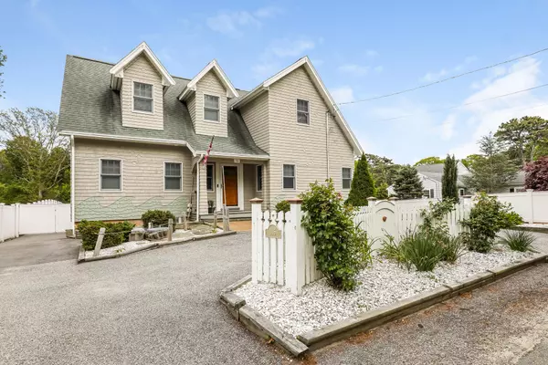 316 Williston Road, Sagamore Beach, MA 02562