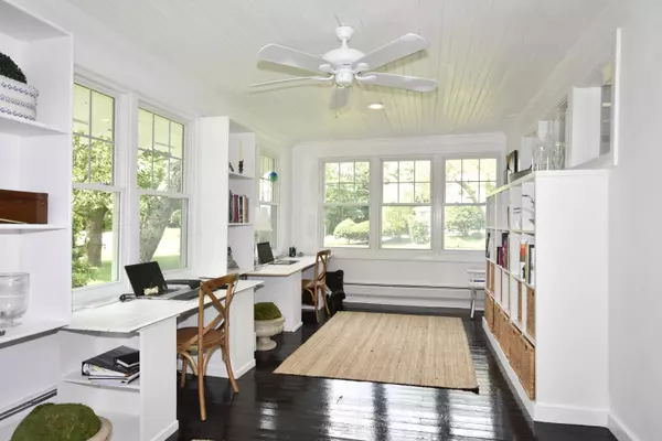 Sagamore Beach, MA 02562,356 Williston Road