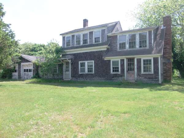 West Dennis, MA 02670,14 Pine Road