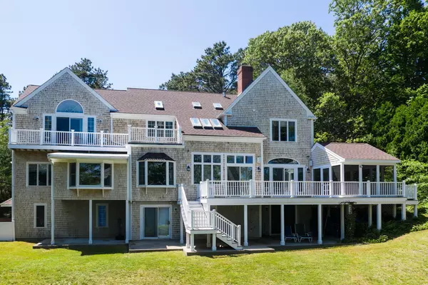 334 Mistic Drive, Marstons Mills, MA 02648