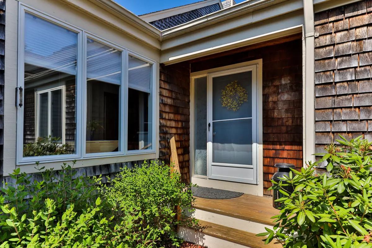 Yarmouth Port, MA 02675,94 Kates Path