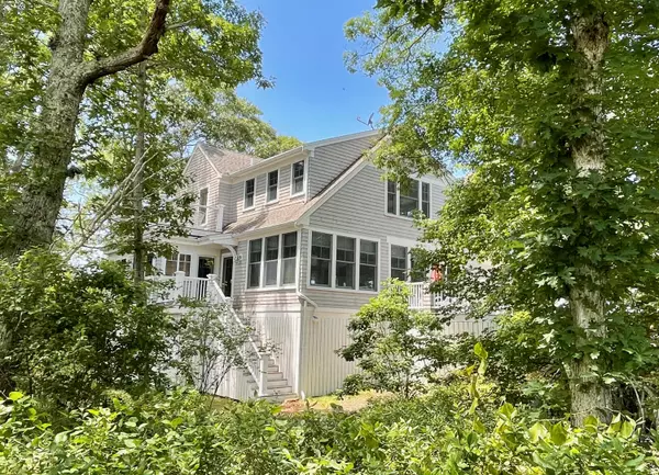 Pocasset, MA 02559,10 Bassetts