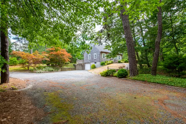 Eastham, MA 02642,175 Pine Woods Road
