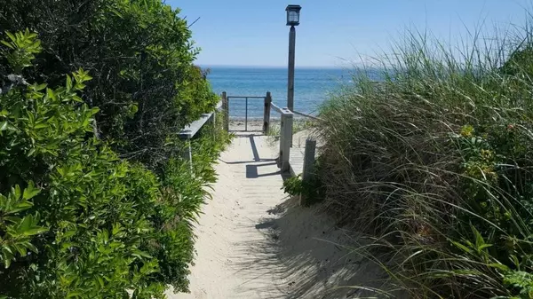 Sagamore Beach, MA 02562,191 Phillips Road