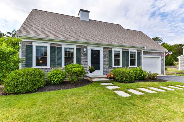 Cotuit, MA 02635,310 Pheasant Hill Circle