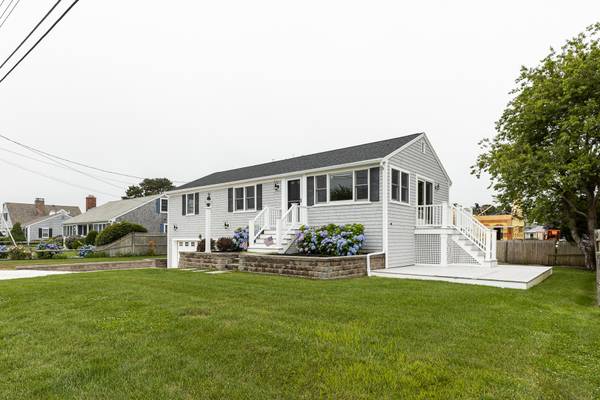 West Dennis, MA 02670,46 Surfside Road