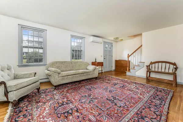 Yarmouth Port, MA 02675,25 Musket Lane