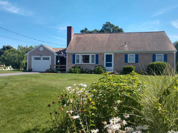 West Dennis, MA 02670,13 Seascape Lane