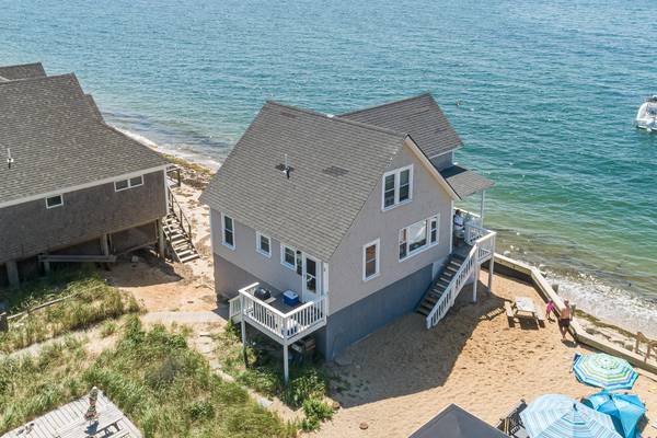 North Truro, MA 02652,522 Shore Road #2