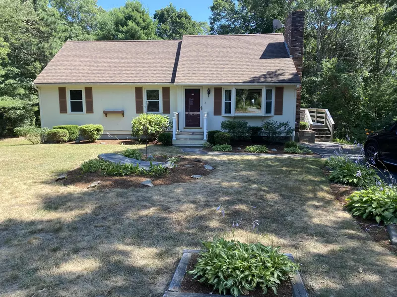 3 Gunstock Circle, Pocasset, MA 02559