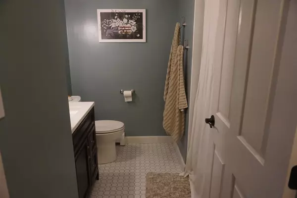 Yarmouth Port, MA 02675,16 Knollwood Drive