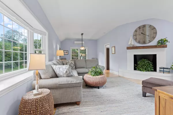 Yarmouth Port, MA 02675,45 Squirrel Run