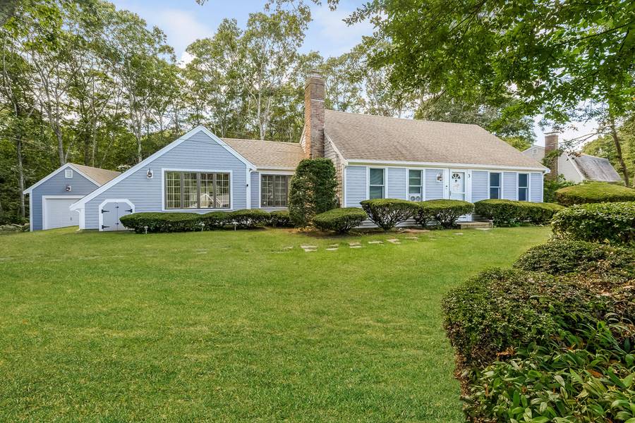 3 Woodridge Road, East Sandwich, MA 02537