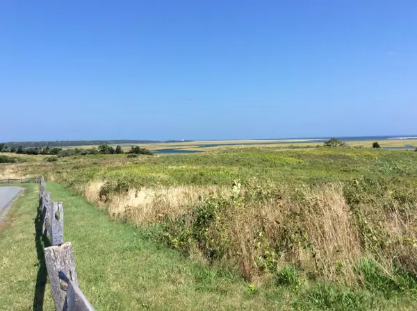 Eastham, MA 02642,25 Wampum Lane