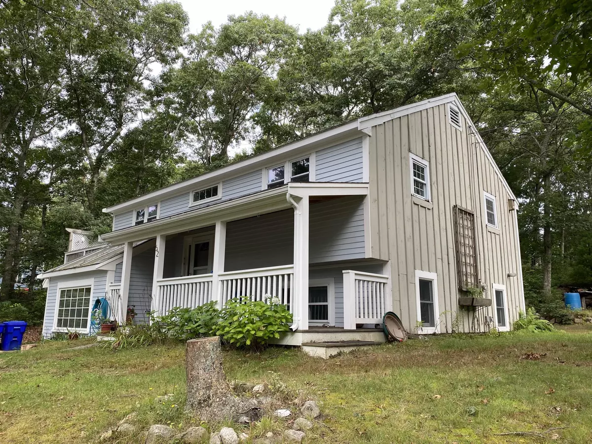 Pocasset, MA 02559,62 Long Hill Road