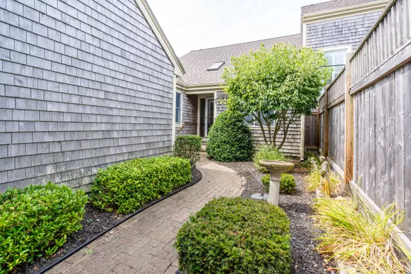 Yarmouth Port, MA 02675,34 Wildflower Lane