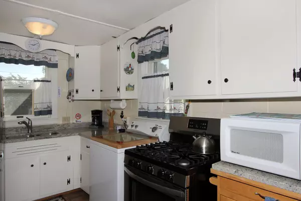 Eastham, MA 02642,33 Longstreet Lane