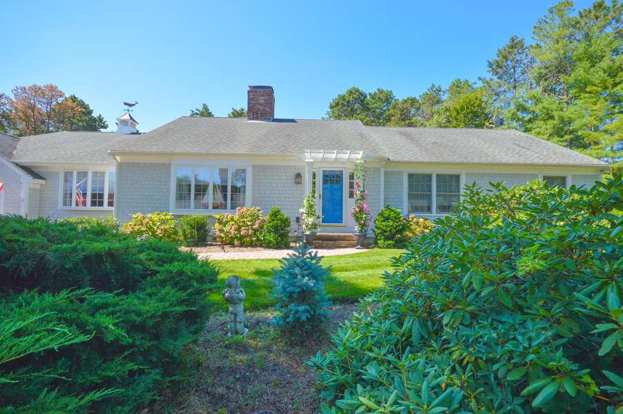 490 Cotuit Bay Drive, Cotuit, MA 02635