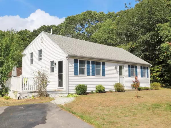 5 Savery Pond Road, Plymouth, MA 02360