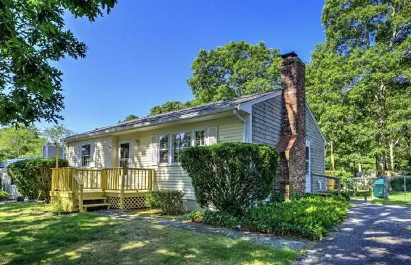 289 Megan Road, Hyannis, MA 02601